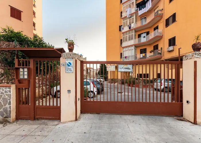 Casa De Paoli - Vista Mare Arenella, Palermo Con Parcheggio Privato